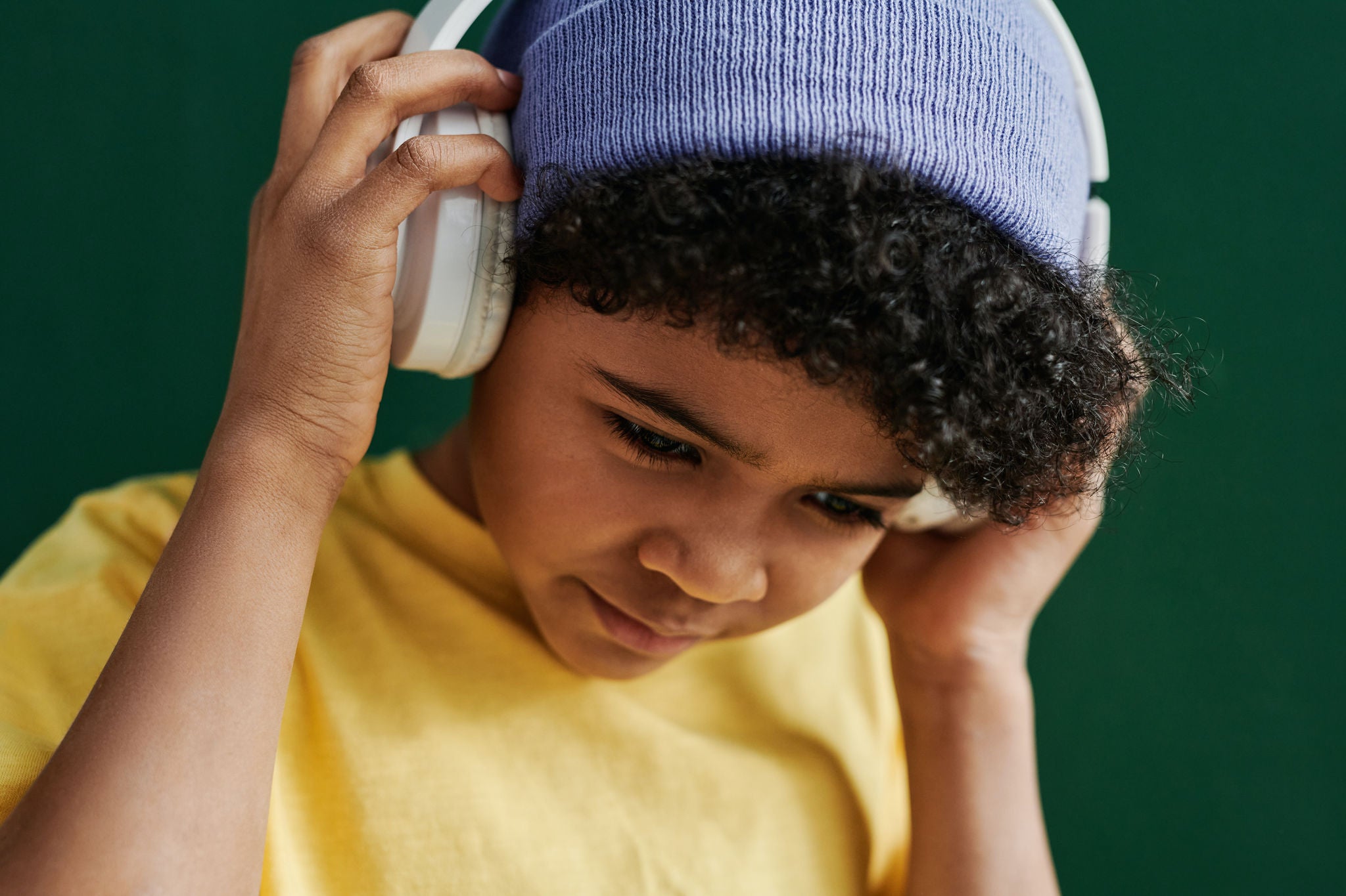 kid with headphones